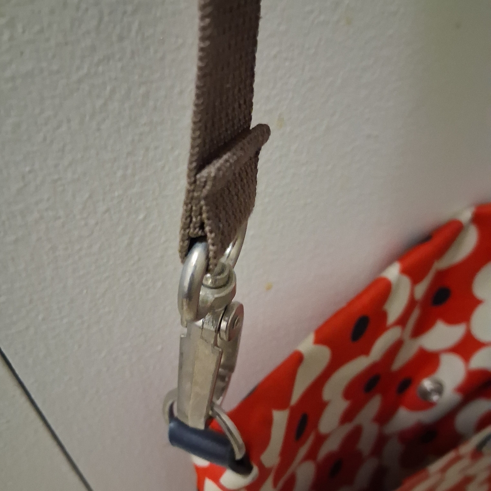 Orla Kiely Floral Red and White Crossbody Bag - Picture 4 of 16